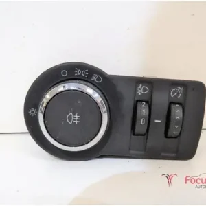 Lichtschakelaar OPEL Astra J Caravan (--) Korting