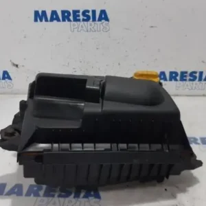 Wereldwijde Verzending Luchtfilterhuis RENAULT Trafic II Kasten (FL)