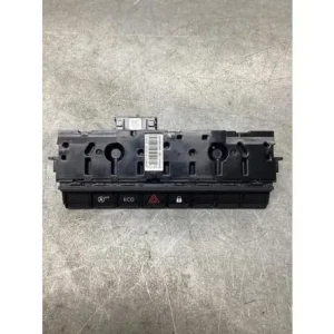 Schakelaar voor Alarmlicht RENAULT CLIO V (B7_) Fabrieksprijs