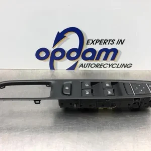 Schakelaar voor Elektrische Ramen RENAULT CLIO IV (BH_), RENAULT CAPTUR I (J5_, H5_), RENAULT CLIO III (BR0/1, CR0/1) Populair