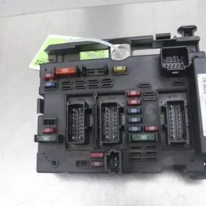 Garantie Inbegrepen Zekeringkast PEUGEOT 307 Break (3E), PEUGEOT 307 SW (3H)