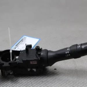 Knipperlampschakelaar TOYOTA YARIS (_P13_) Beperkte Voorraad