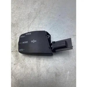 Radio schakelaar FORD FOCUS II Convertible Merkproduct