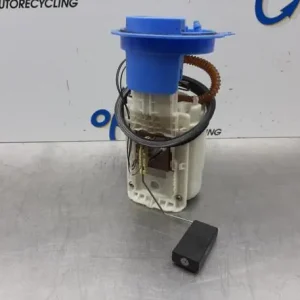 Nu Kopen Brandstofpomp VW GOLF V (1K1)