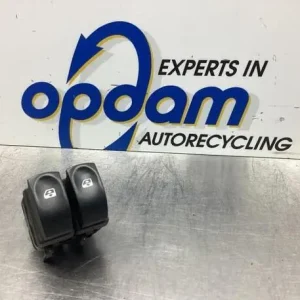 Schakelaar voor Elektrische Ramen RENAULT CLIO III (BR0/1, CR0/1), RENAULT CLIO II (BB_, CB_), RENAULT CLIO IV (BH_) Bestseller